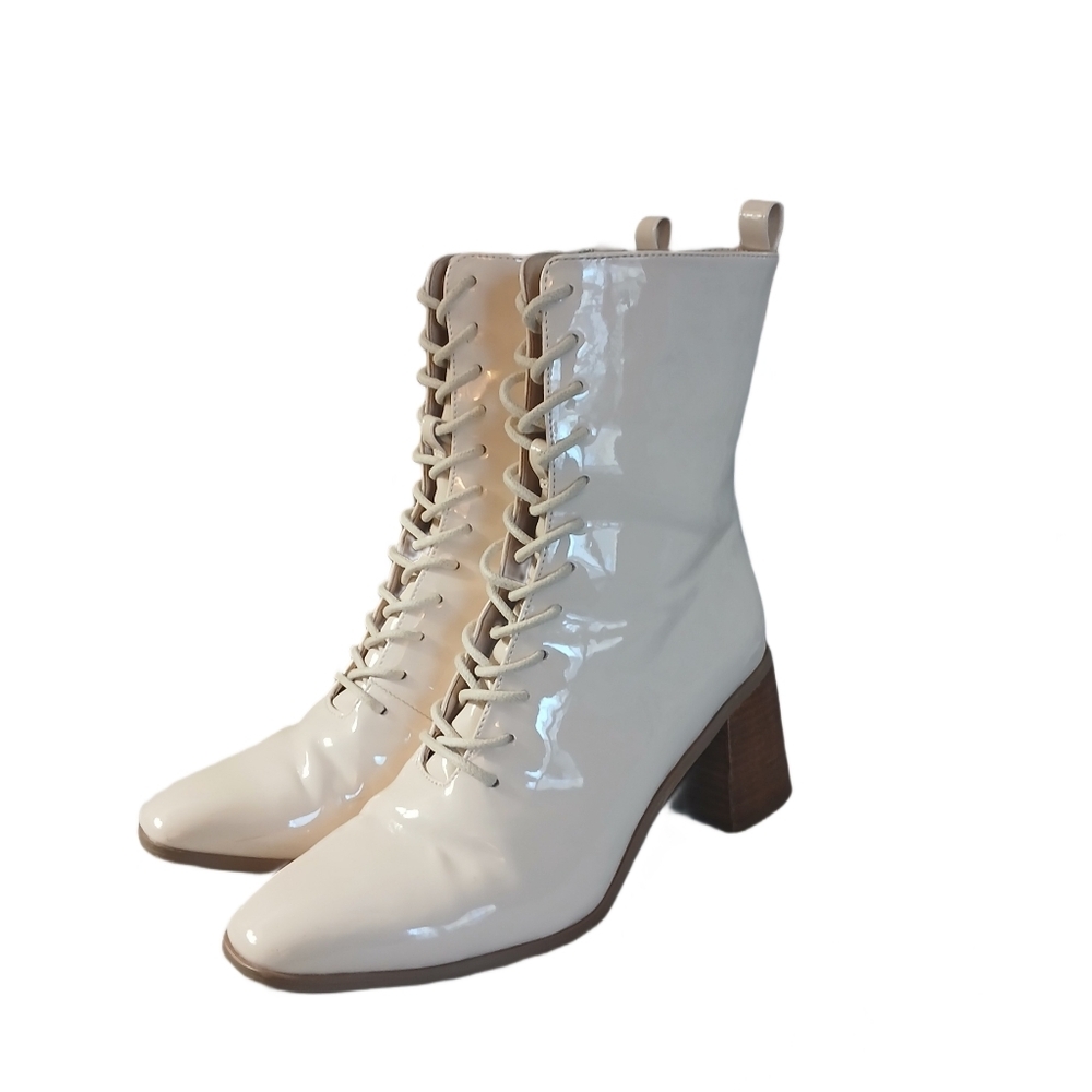 Crown & Ivy Sanna Cream Patent Lace-Up Block Heel Ankle Boots Women's 8.5